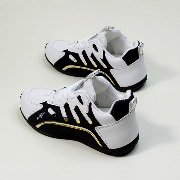 Flacher Sport-Sneaker