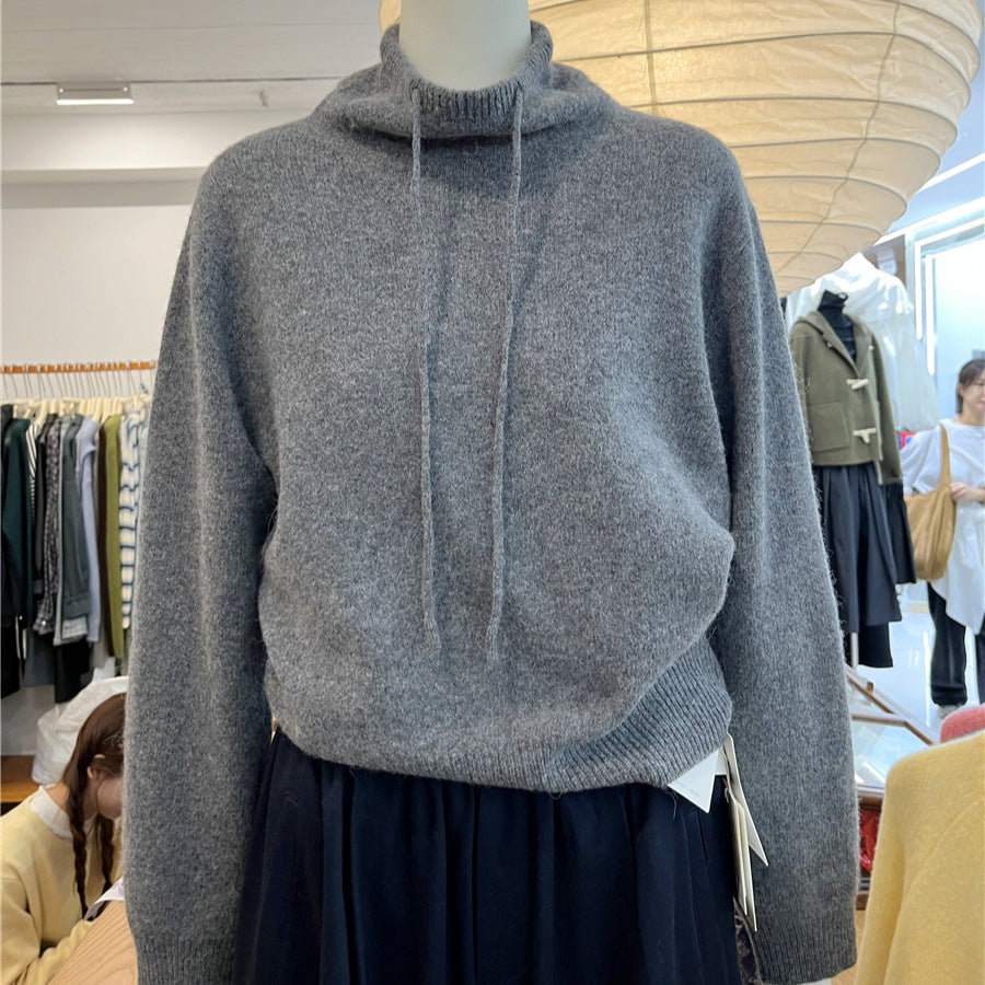 Lockerer Pullover mit Kapuze